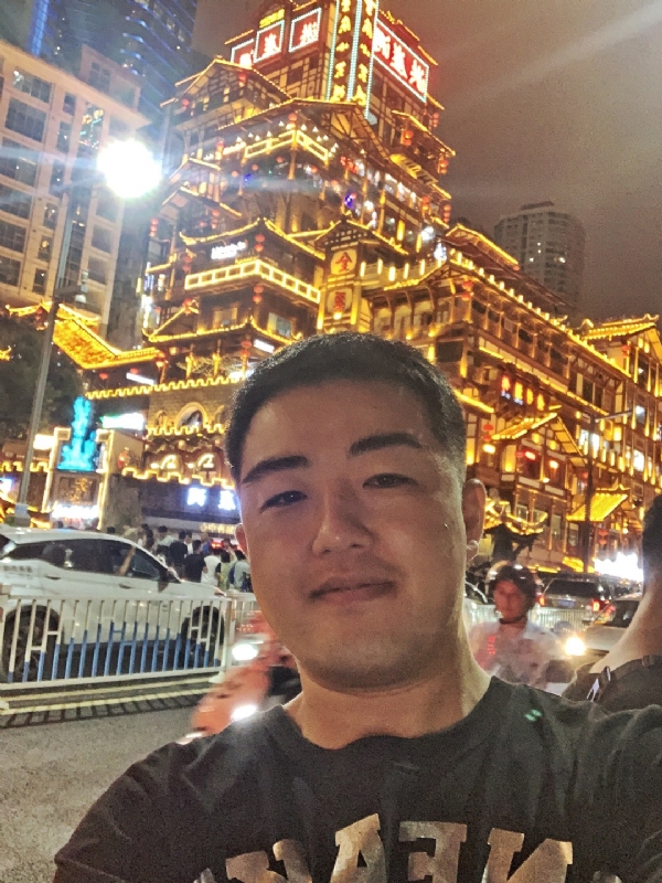 钢铁侠的第一张照片--大连认干亲服务网